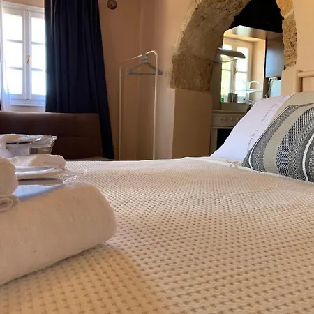 Kalamavros Nature - Kythoikies Hotell 3*
