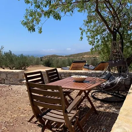 Hotell Kalamavros Nature - Kythoikies 3*